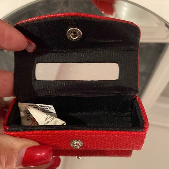 * RARE * Winnie the Pooh red leather mirror lipstick case The Disney Store - Picture 4 of 9